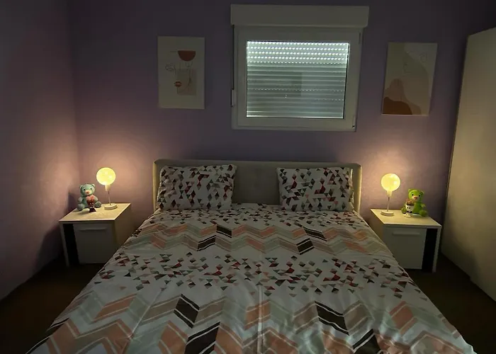 Miris Prirode بيت للعطل *